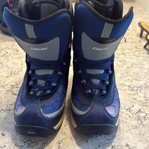 Boys liquid blue snowboard boot